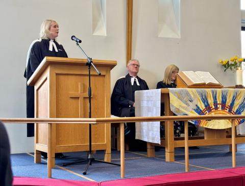 The Revd Dr Hannah Bucke preaches